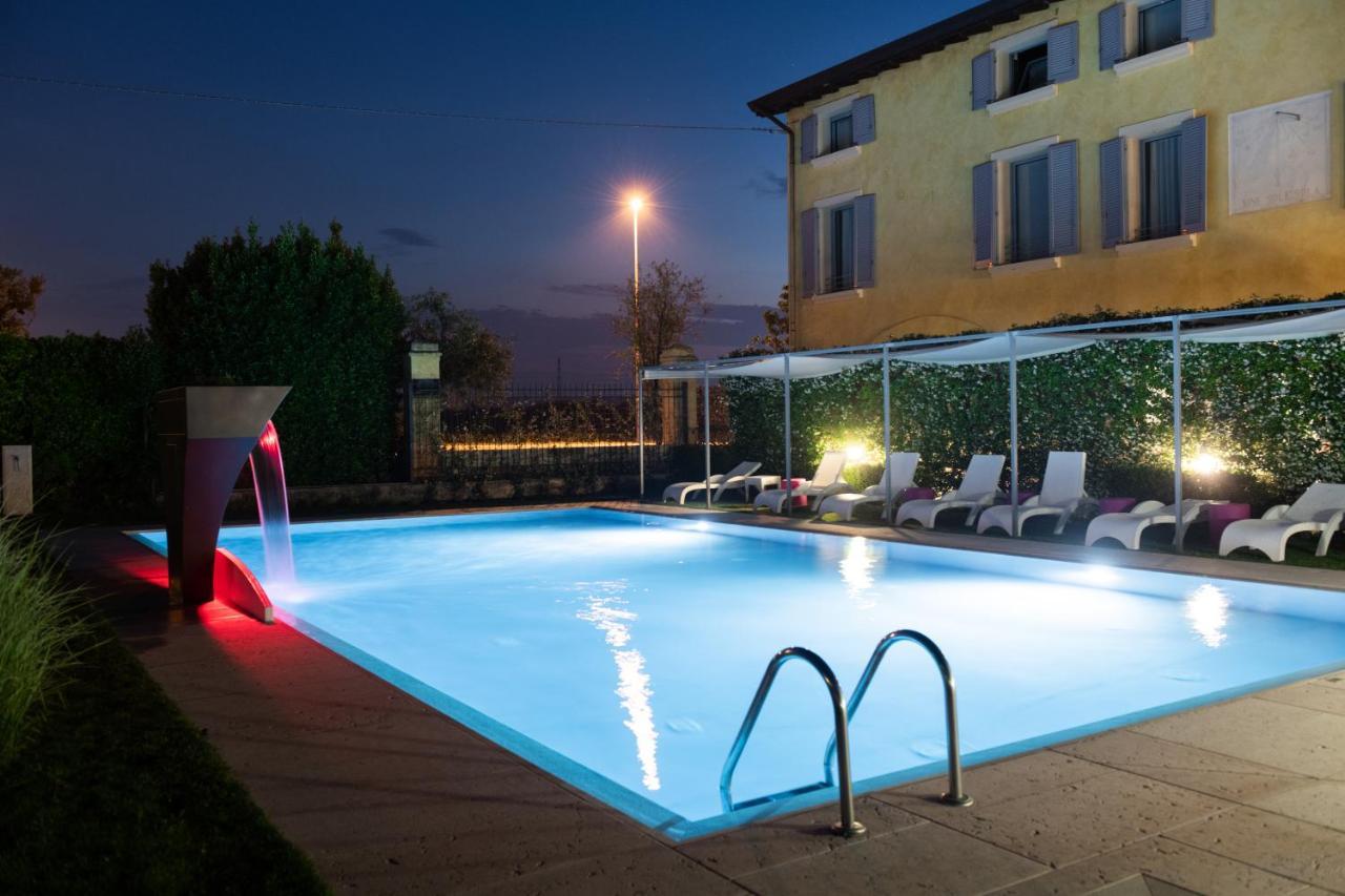 Hotel Corte Del Paggio Valeggio sul Mincio Esterno foto