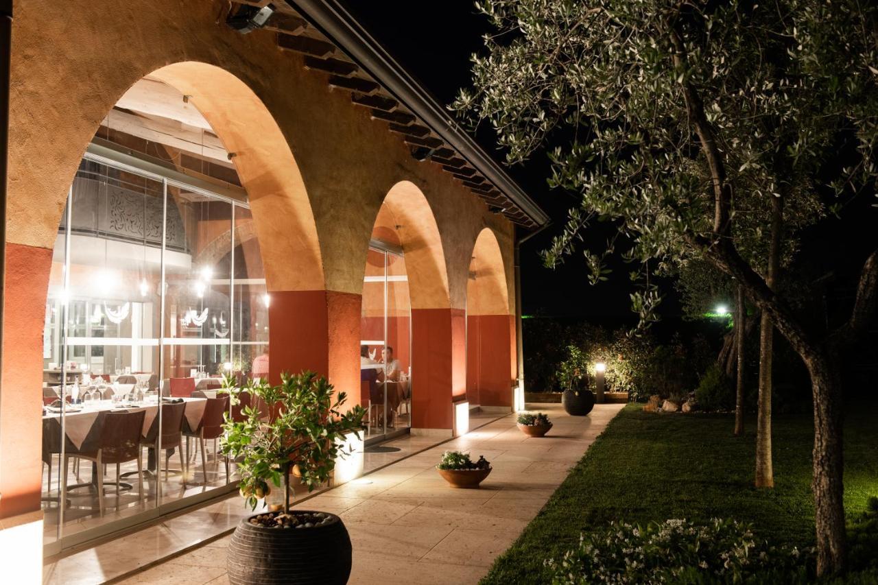 Hotel Corte Del Paggio Valeggio sul Mincio Esterno foto