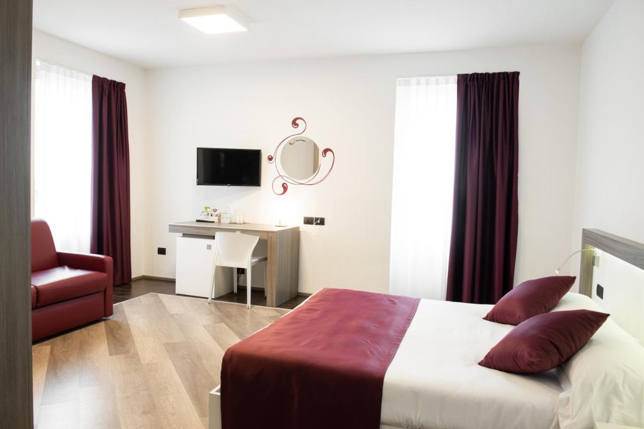 Hotel Corte Del Paggio Valeggio sul Mincio Esterno foto