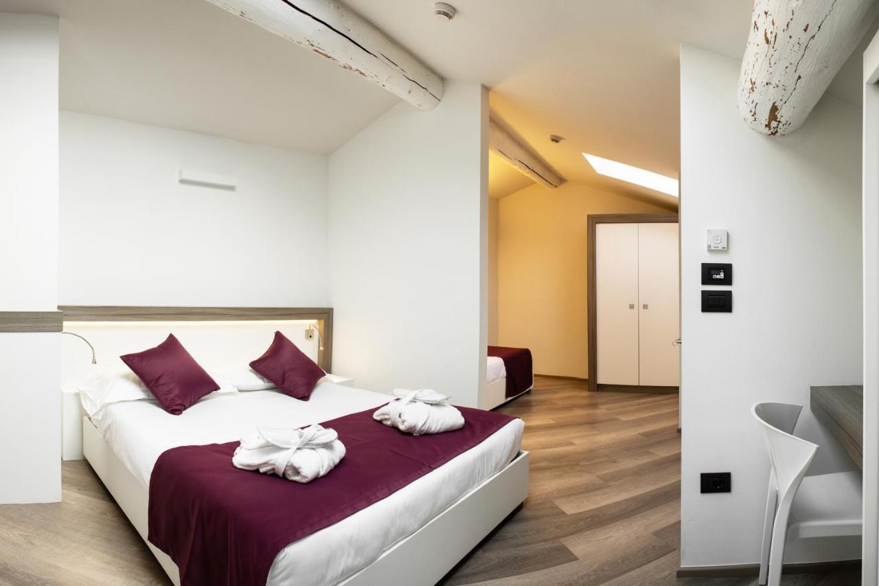 Hotel Corte Del Paggio Valeggio sul Mincio Esterno foto
