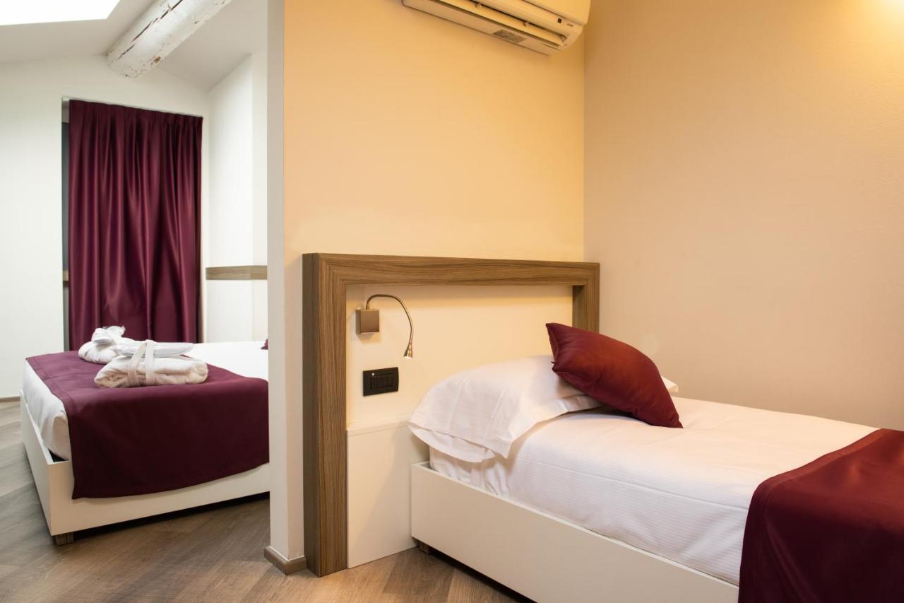Hotel Corte Del Paggio Valeggio sul Mincio Esterno foto