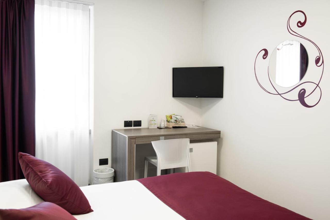Hotel Corte Del Paggio Valeggio sul Mincio Esterno foto