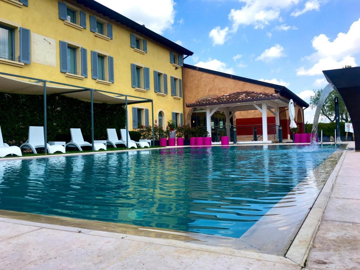 Hotel Corte Del Paggio Valeggio sul Mincio Esterno foto